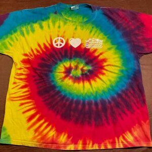 Peace, Love & Pancakes Tie Dye Spiral design T-shirt Hanes XL De Waffelbakers